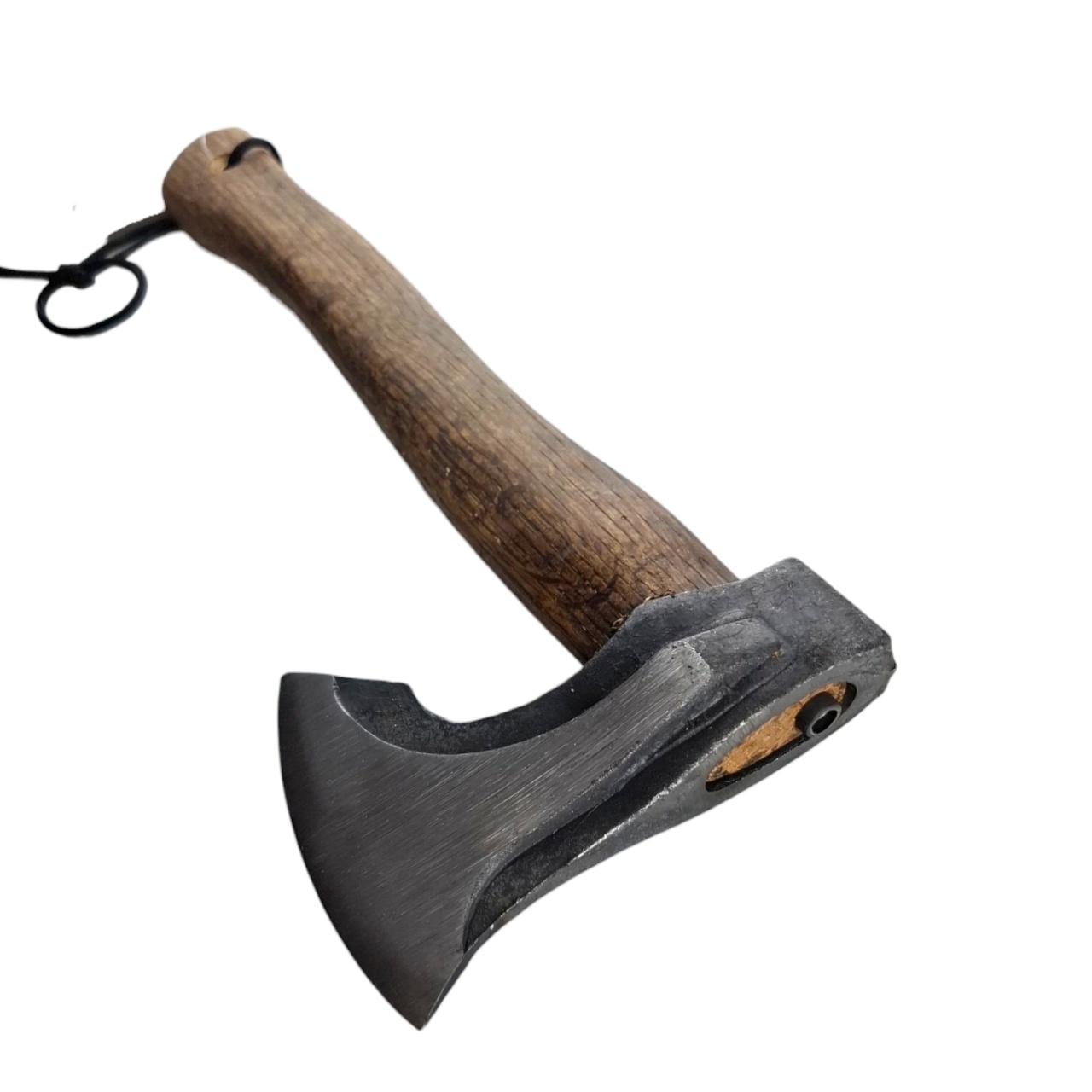 топор туристический с чехлом для лезвия 900гр.,34 см,хром-черный,022, "maximum"(максимум) mx19195 оптом